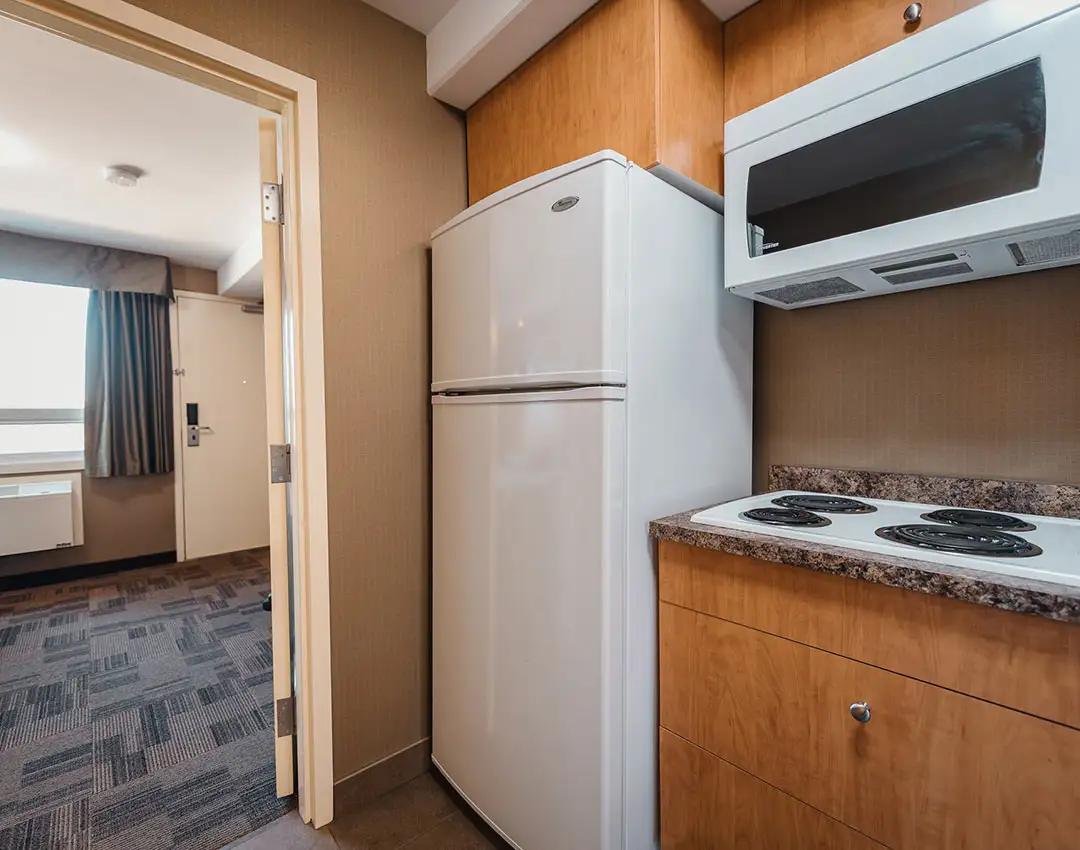 Executive King Kitchen 3