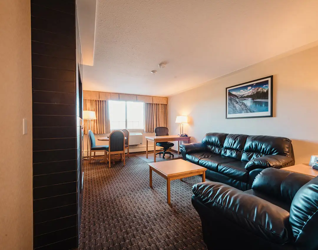 Suite - Two Queen Beds 1