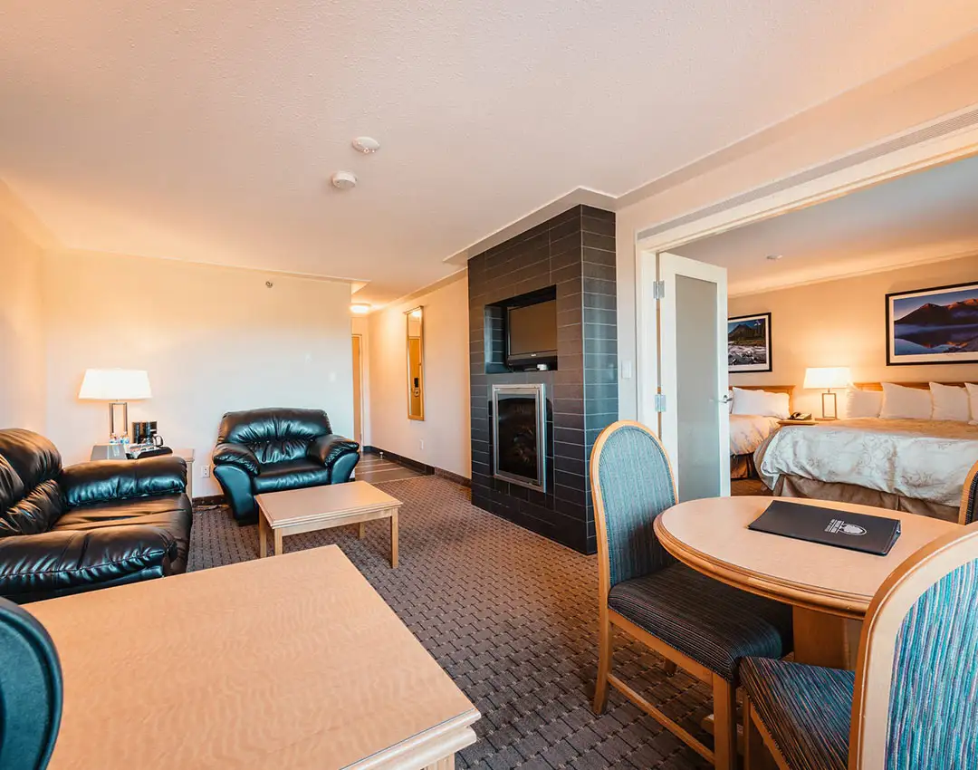 Suite - Two Queen Beds 2