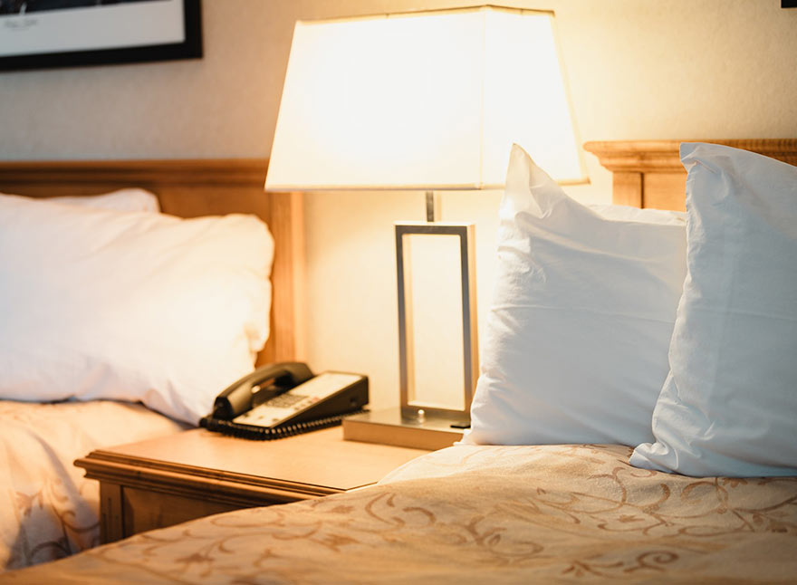 Suite - 2 Queen Beds 7